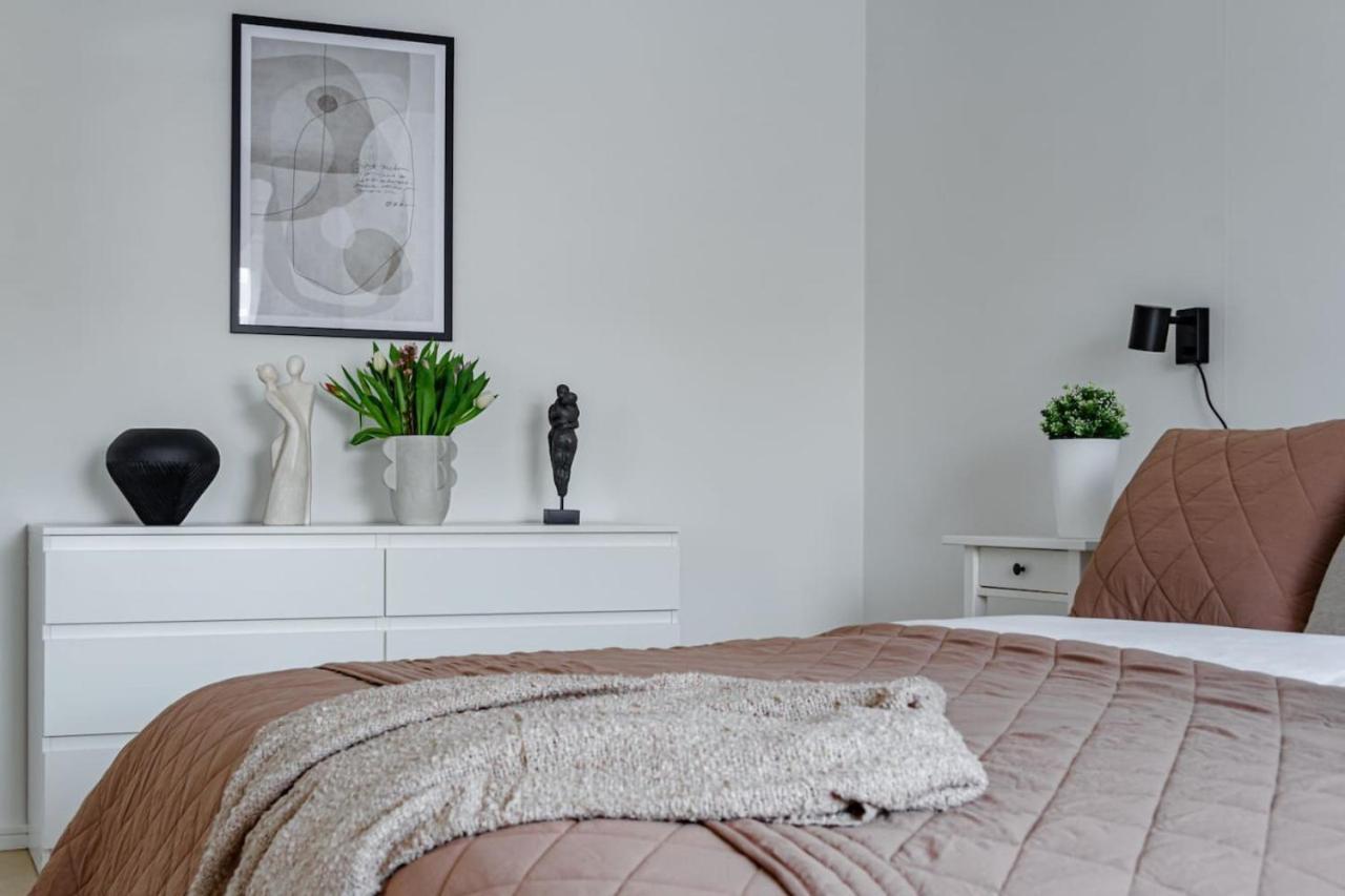 Affordable Stay In Creative Sofo - Construction Work ストックホルム エクステリア 写真